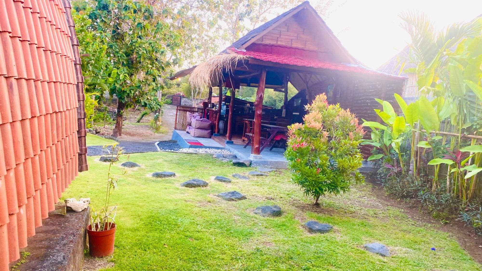 Pondok Sari Homestay Ungasan Zewnętrze zdjęcie
